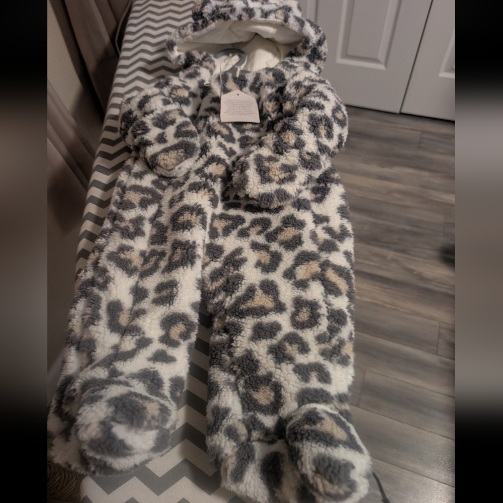 Snug Baby Leopard Print Fleece Sleepsuit - Footed